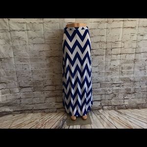 Maxi Blue/White